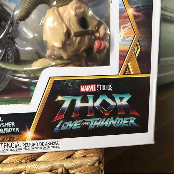Funko Pop: Marvel: Thor Love & Thunder: Goat Boat #290 - Picture 6 of 9
